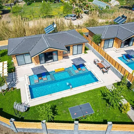 Cedrus Premium -fethiye'de Denize Yakın 2+1 Lüks Muhafazakar Fethiye