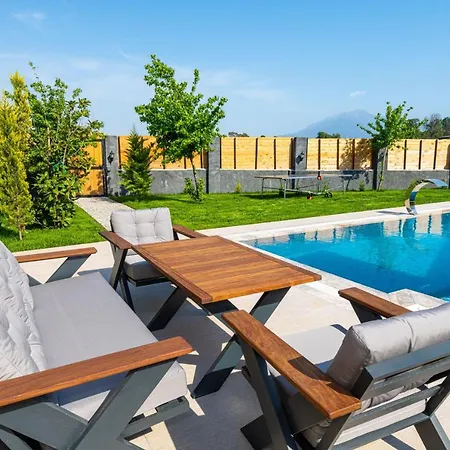 Cedrus Premium -fethiye'de Denize Yakın 2+1 Lüks Muhafazakar Apartamento *
