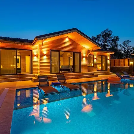 Cedrus Premium -fethiye'de Denize Yakın 2+1 Lüks Muhafazakar Apartamento